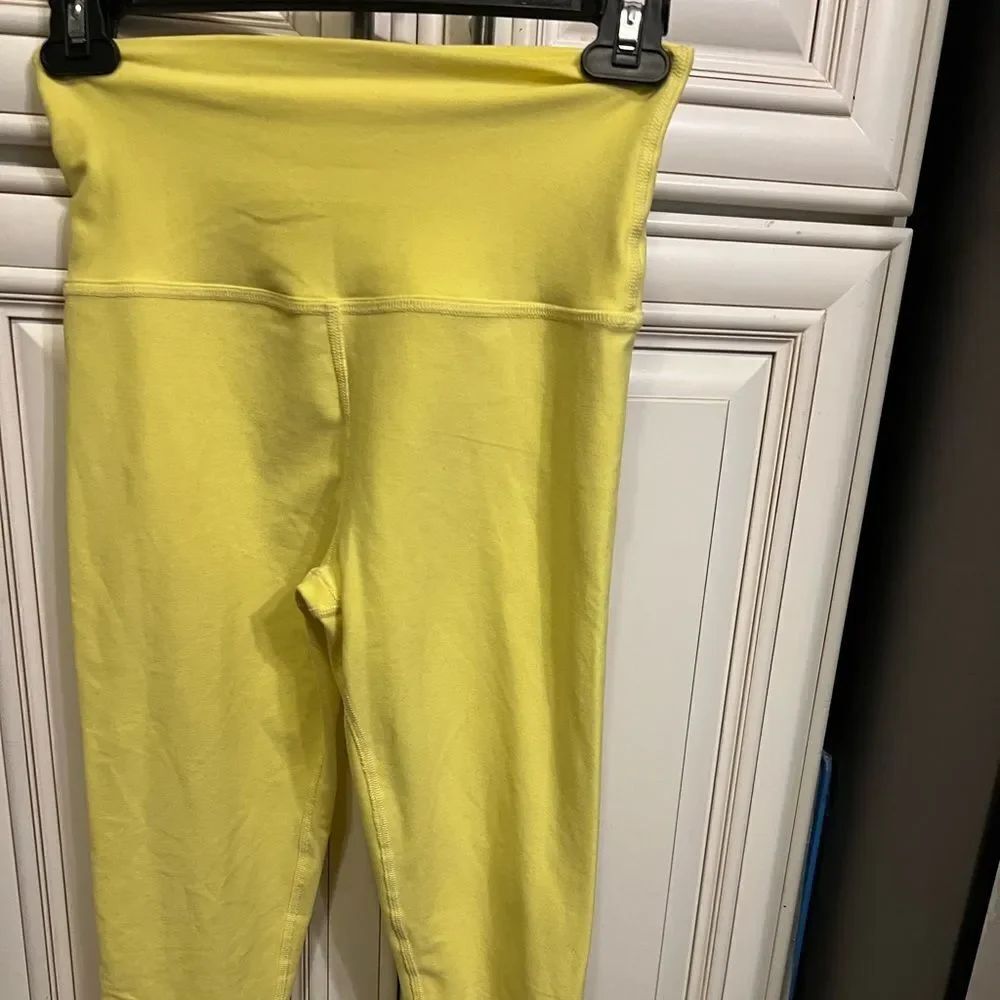 Beyond Yoga Yellow Leggings Size S